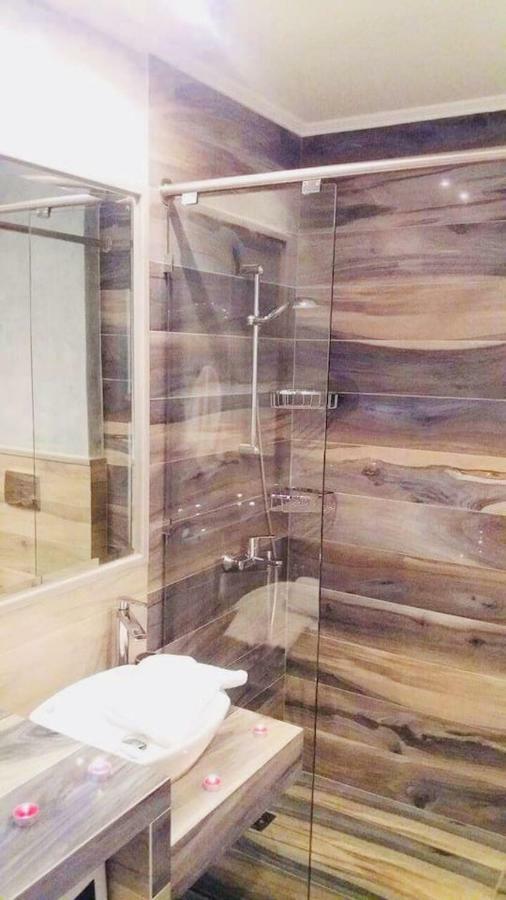 New Luxury Apartments In 普拉基亚斯 外观 照片