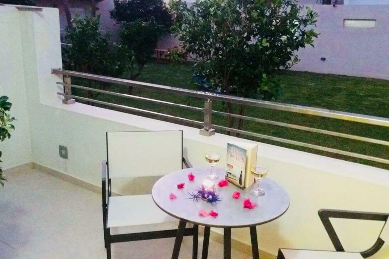 New Luxury Apartments In 普拉基亚斯 外观 照片
